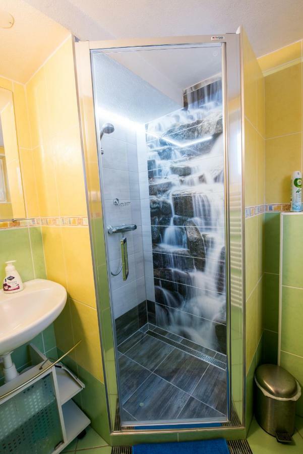 Privat Prima Hotel ลิปโตว์สกียาน ภายนอก รูปภาพ